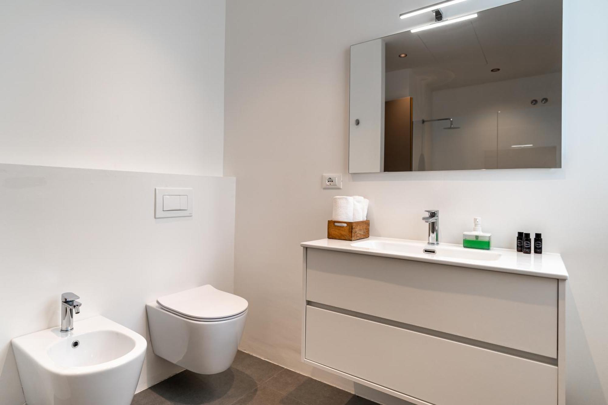 Amare Suite & Apartments Белариа-Игеа Марина Екстериор снимка
