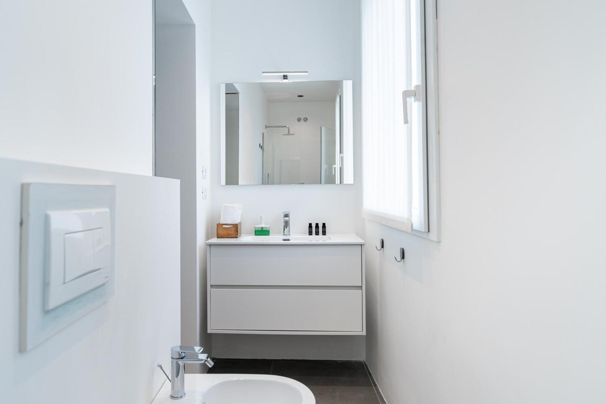 Amare Suite & Apartments Белариа-Игеа Марина Екстериор снимка