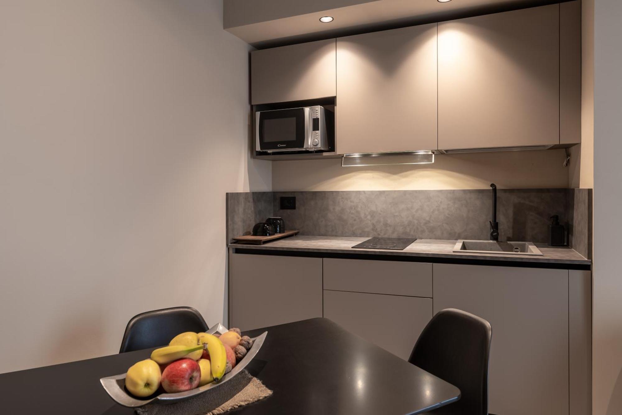 Amare Suite & Apartments Белариа-Игеа Марина Екстериор снимка